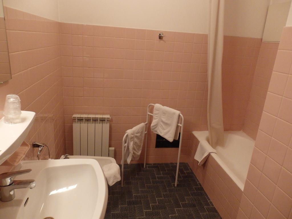 Servhotel Morestel Zewnętrze zdjęcie